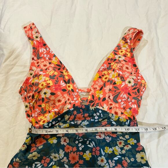 Palisades Beach Club NWT Floral Print One Piece Swimsuit sz S - Picture 10 of 14